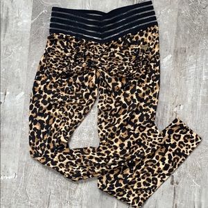 Cute Booty Lounge scrunch butt leggings